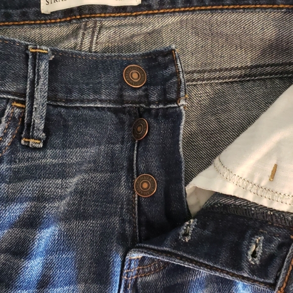 Abercrombie & Fitch Boyfriend Straight Jean - Picture 6 of 8